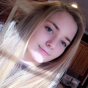 Meet your Posher, Gabrielle